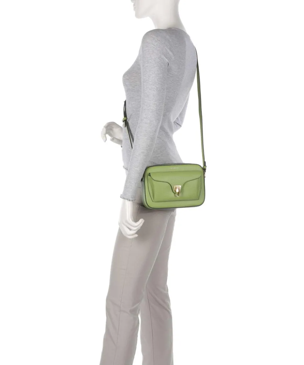 Beat Soft Umhängetasche genarbtes Rindsleder hellgrün