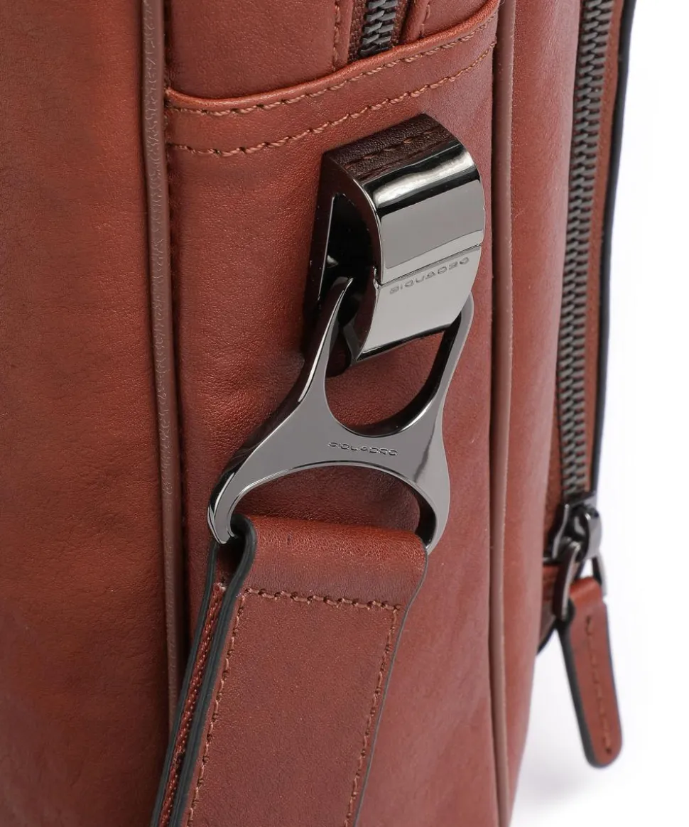 Black Square Aktentasche 15″ fein genarbtes Rindsleder tabak