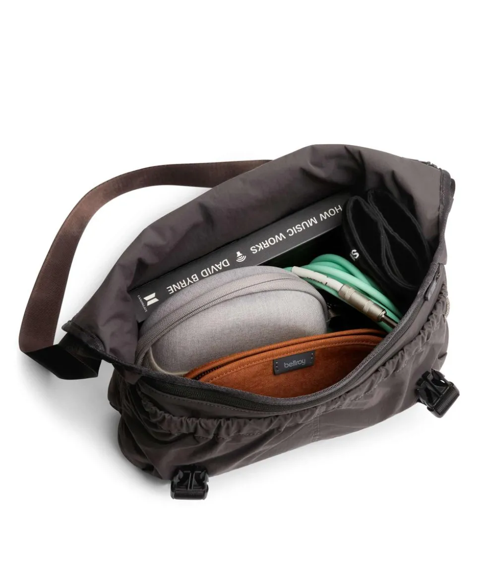 Cinch 12L Kuriertasche recyceltes Nylon schwarz