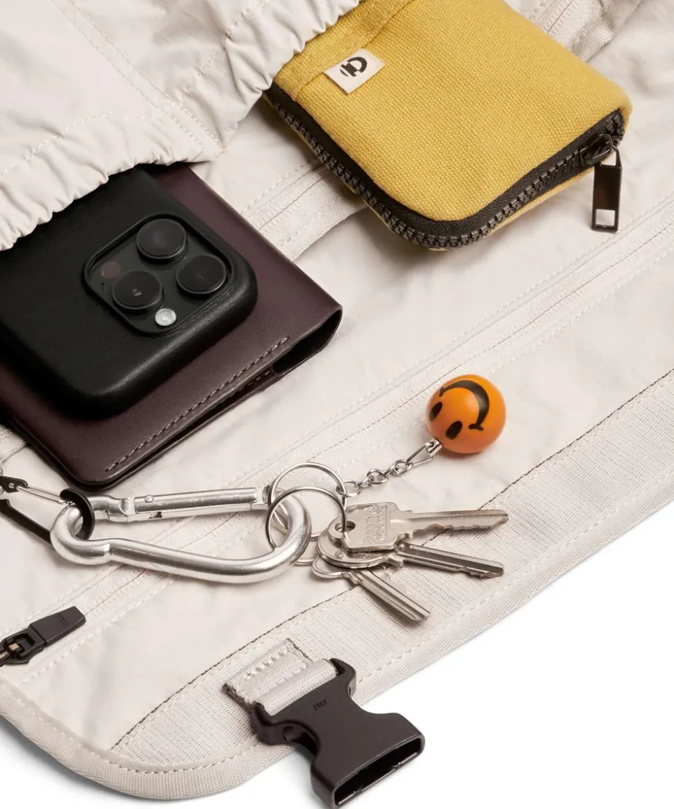 Cinch 12L Kuriertasche recyceltes Nylon elfenbein