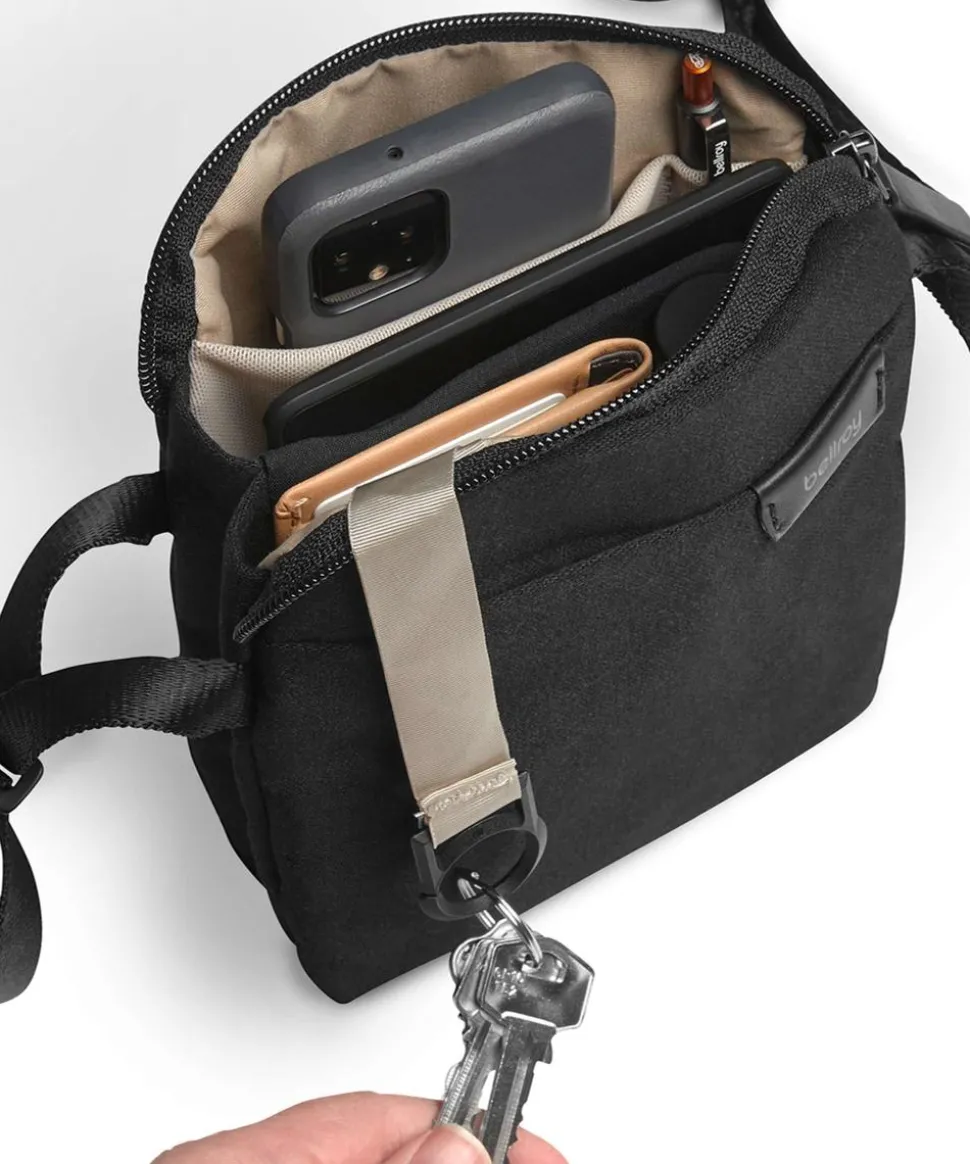 City Umhängetasche recyceltes Nylon schwarz