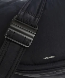 Curve S Umhängetasche recyceltes Nylon schwarz