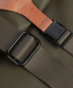 Japan RE Seki RE Umhängetasche recyceltes Nylon olivgrün