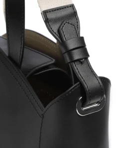 K/Circle Small Handtasche fein genarbtes Rindsleder schwarz