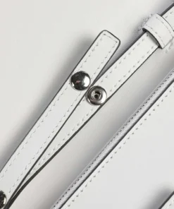 Lisa Calf Optic L Geldbörse fein genarbtes Leder weiß