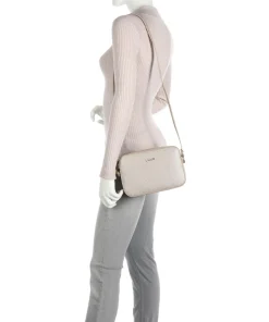 Manhattan Umhängetasche Lederimitat gold