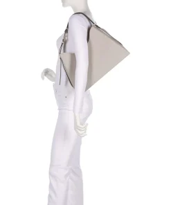 Nuvola L Beuteltasche genarbtes Rindsleder beige