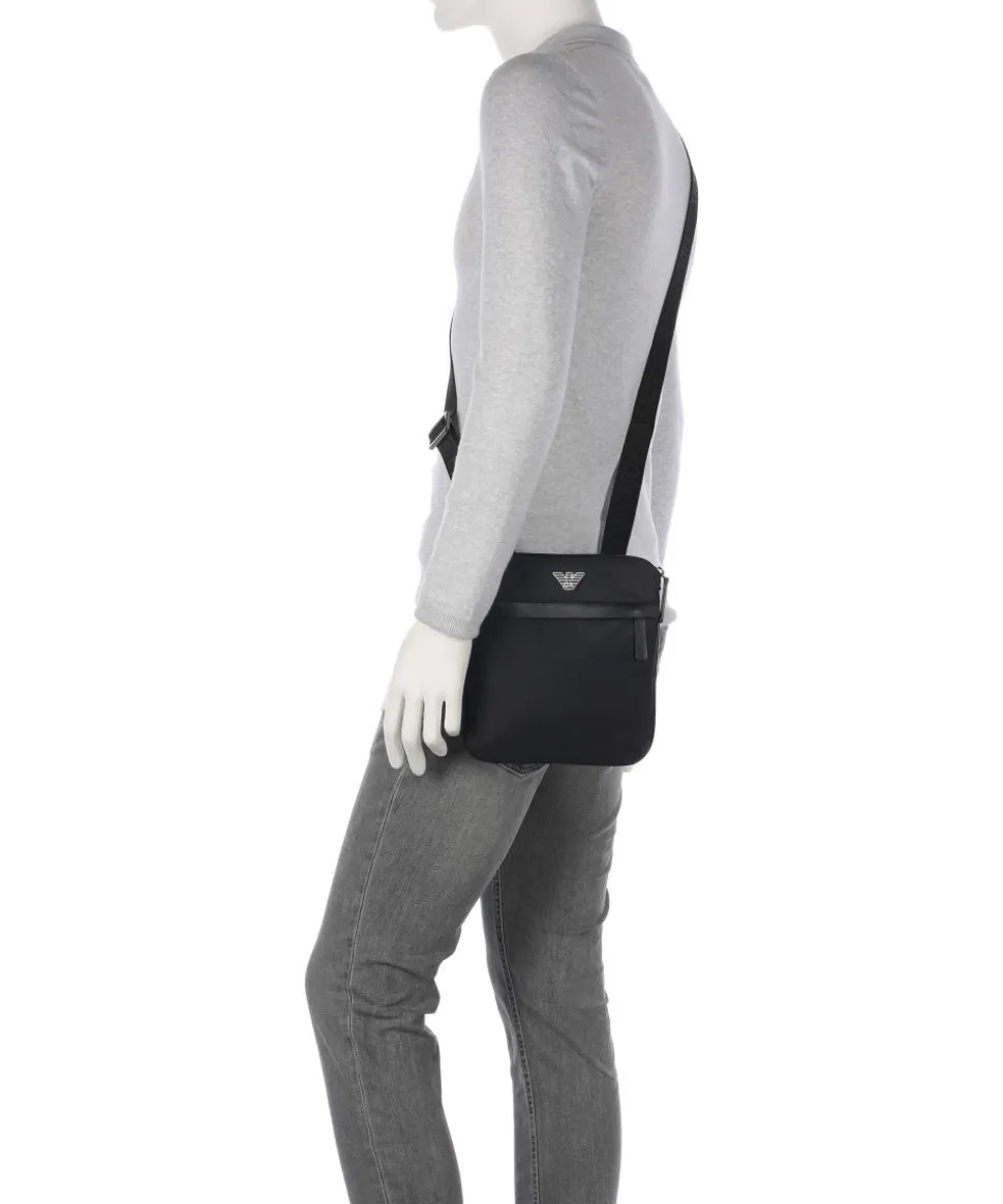 Recycled Nylon Umhängetasche recyceltes Nylon schwarz