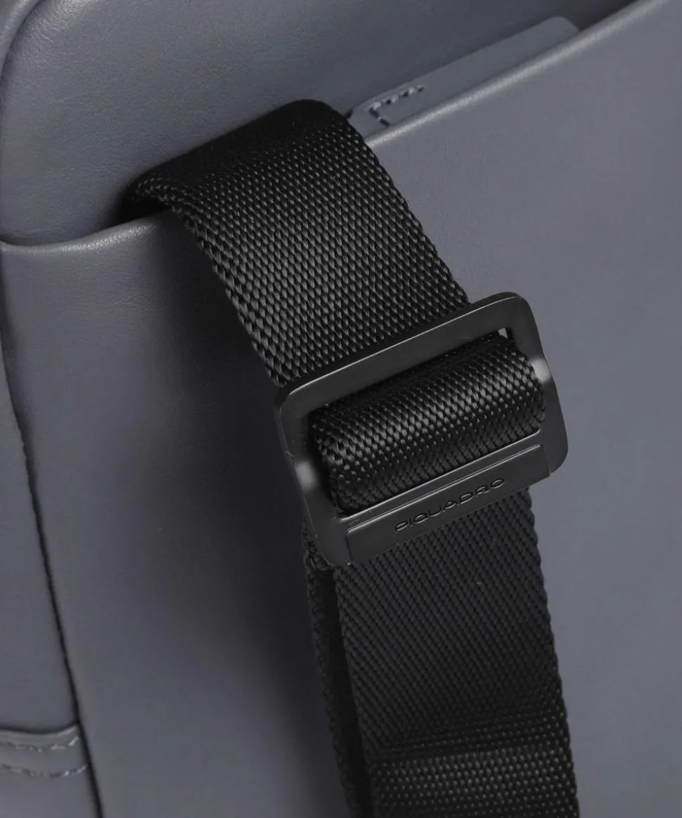 Urban Umhängetasche fein genarbtes Rindsleder grau