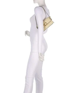 Zoe Schultertasche fein genarbtes Rindsleder vanillegelb